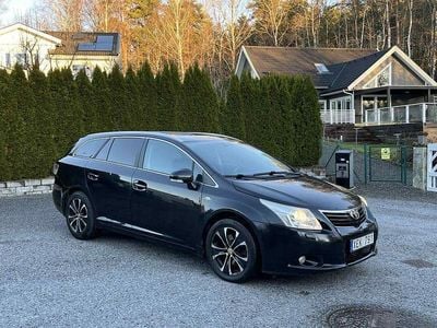 Svart Begagnad 2009 Toyota Avensis Executive Kombi | 59 900 kr (Marknadspris)