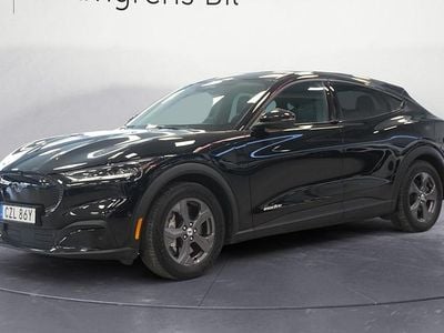 Begagnad Ford Mustang Mach-E Standard Range 202 kW (276 HK) 2022 Svart SUV