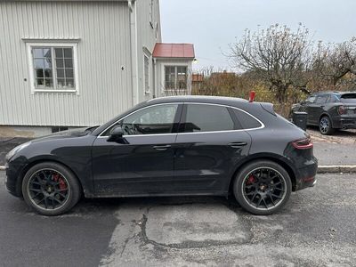 begagnad Porsche Macan Turbo PDK Sport Chrono Euro 6