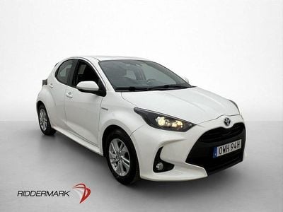 Begagnad Toyota Yaris Hybrid Active 116 HK (85 kW) 2021 Vit Halvkombi