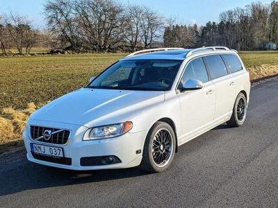 begagnad Volvo V70 2.5T Flexifuel Geartronic Summum Euro 4