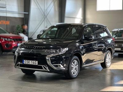 Begagnad Mitsubishi Outlander P-HEV Comfort Edition 224 HK (164 kW) 2019 Svart SUV