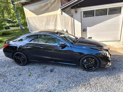 Svart metallic Begagnad 2014 Mercedes E500 Sportkupé | 329 000 kr