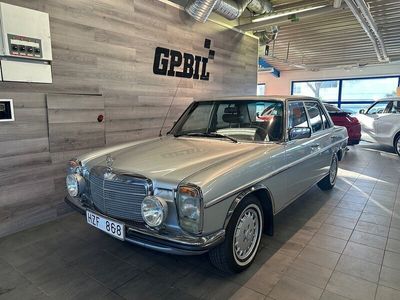begagnad Mercedes W114 200 95hk Automat | Svensksåld