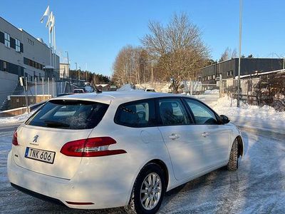 Begagnad Peugeot 308 SW 131 HK (96 kW) 2015 Kombi