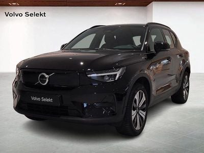 Begagnad Volvo XC40 Core 175 kW (238 HK) 2023 Svart SUV