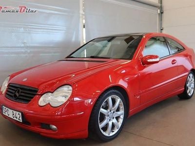 Röd Begagnad 2002 Mercedes C230 Halvkombi | 49 900 kr
