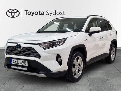 Begagnad Toyota RAV4 Hybrid Executive 224 HK (164 kW) 2021 Vit SUV