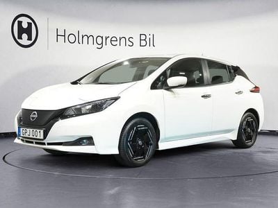 Vit Begagnad 2022 Nissan Leaf Acenta Halvkombi | 169 800 kr (Marknadspris)