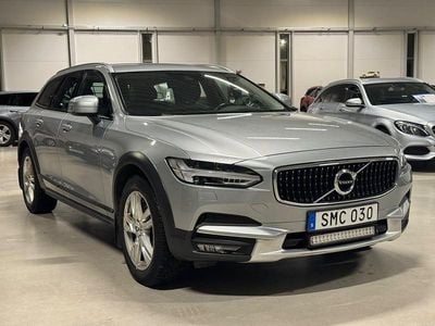 Silver Begagnad 2018 Volvo V90 CC Kombi | 229 900 kr (Marknadspris)