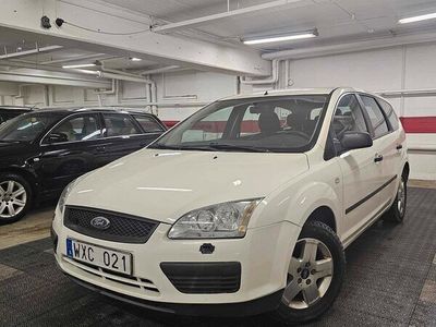 begagnad Ford Focus Kombi 1.8 Flexifuel Ny servad, Drag