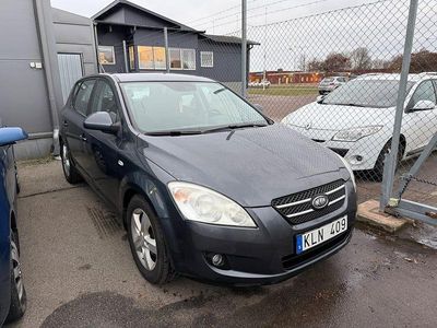 Grå Begagnad 2008 Kia Ceed Halvkombi | 21 900 kr (Lite dyr)