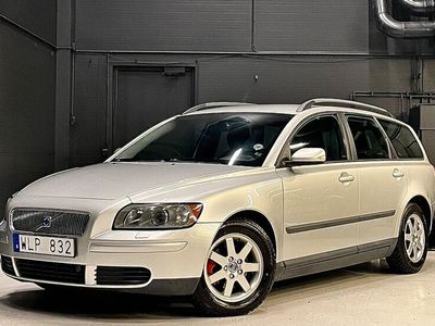 begagnad Volvo V50 1.8 Lågmil Pedantskött FYND 2 Ägare Drag 125hk