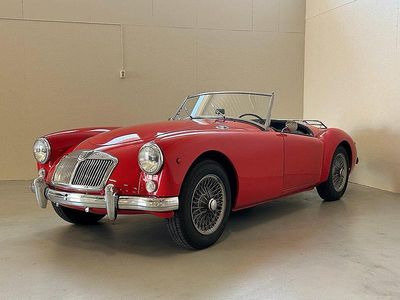Röd Begagnad 1956 MG MGA Cab | 279 000 kr