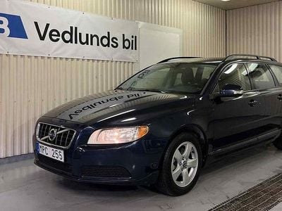 Blå Begagnad 2011 Volvo V70 Kinetic Kombi | 74 900 kr (Marknadspris)