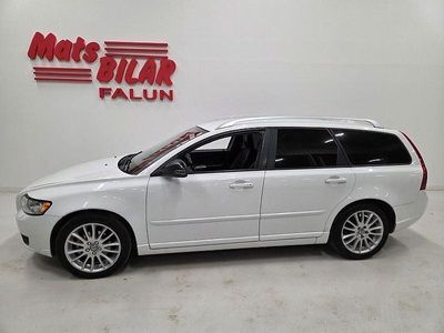 Vit Begagnad 2010 Volvo V50 Summum Kombi | 59 900 kr (Dyr)