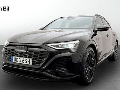 Begagnad Audi Q8 e-tron S-Line 300 kW (408 HK) 2024 Svart SUV