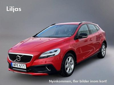 Begagnad Volvo V40 Business Edition 150 HK (110 kW) 2016 Röd Kombi