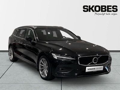Svart Begagnad 2019 Volvo V60 Momentum Kombi | 259 900 kr (Marknadspris)