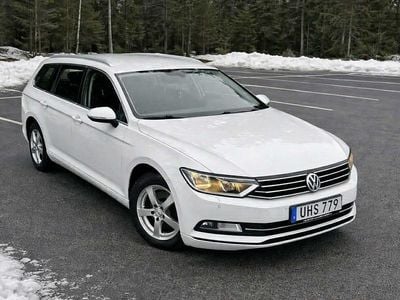 Vit Begagnad 2015 VW Passat Kombi | 113 000 kr (Marknadspris)