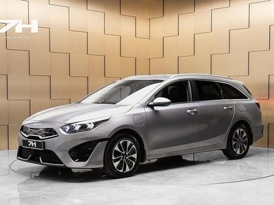 Grå Begagnad 2024 Kia Ceed Sportswagon Advance Kombi | 284 900 kr (Marknadspris)