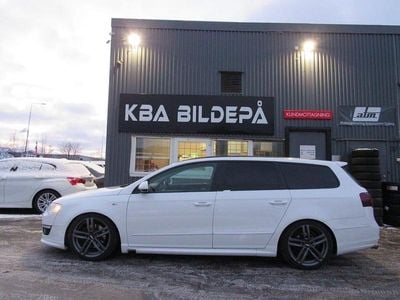 Vit Begagnad 2010 VW Passat Sportline Kombi | 49 900 kr (Marknadspris)