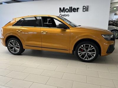 Begagnad Audi Q8 S-Line 286 HK (210 kW) 2022 Drakorange metallic SUV