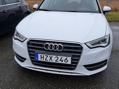Vit Begagnad 2015 Audi A3 Attraction Sedan | 98 900 kr (Superpris)