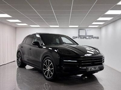 Svart Begagnad 2024 Porsche Cayenne SUV | 999 900 kr