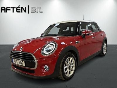 Begagnad Mini Cooper Essential 136 HK (100 kW) 2019 Röd Halvkombi