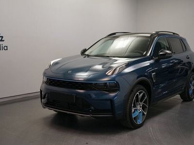 Begagnad Lynk & Co 01 261 HK (191 kW) 2021 Blå SUV