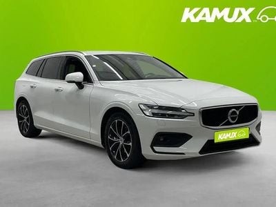 Vit Begagnad 2020 Volvo V60 Momentum Kombi | 274 700 kr (Marknadspris)