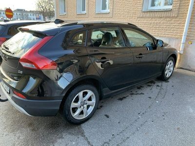 begagnad Volvo V40 CC D2 Powershift Momentum Euro 5