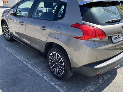 begagnad Peugeot 2008 1.2 VTi