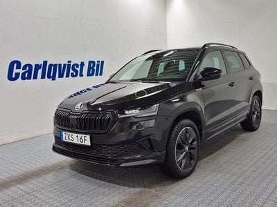 Svart (black magic metallic) Begagnad 2023 Skoda Karoq SportLine SUV | 375 000 kr (Dyr)