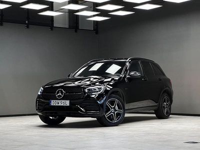Begagnad Mercedes GLC300e AMG 211 HK (155 kW) 2021 Svart SUV