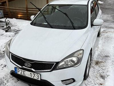 Begagnad 2012 Kia Ceed Halvkombi | 44 900 kr (Bra pris)