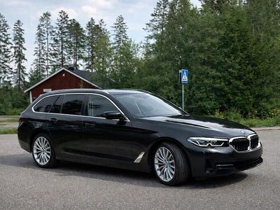 Begagnad 2021 BMW 530 Kombi | 325 000 kr