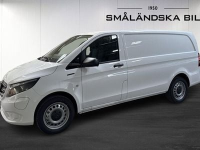 Vit Begagnad 2023 Mercedes e-Vito Minibuss | 590 000 kr