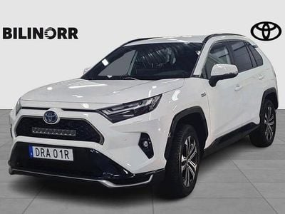 Vit Begagnad 2022 Toyota RAV4 Edition SUV | 399 900 kr (Marknadspris)