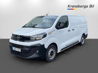 Vit Begagnad 2024 Opel Vivaro Minibuss | 437 375 kr