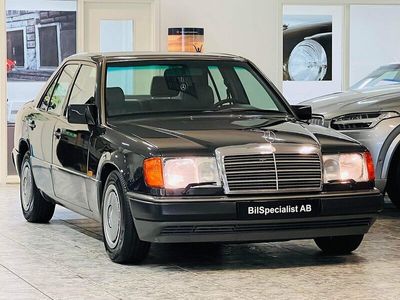 begagnad Mercedes 230 E-Klass ett unikt exemplar Lågmilare 132hk