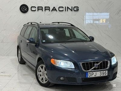 Begagnad Volvo V70 Momentum 200 HK (147 kW) 2009 Blå Kombi