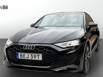 Brilliantsvart Begagnad 2025 Audi A3 Proline Sedan | 319 000 kr (Marknadspris)