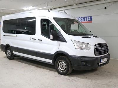 Vit Begagnad 2016 Ford Transit Minibuss | 159 000 kr