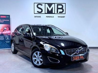 Begagnad Volvo V60 Momentum 116 HK (85 kW) 2011 Svart Kombi