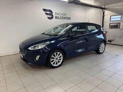 Blå Begagnad 2018 Ford Fiesta Halvkombi | 149 900 kr (Marknadspris)