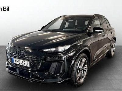Mytsvart metallic Ny 2025 Audi Q6 e-tron S-Line SUV | 879 900 kr