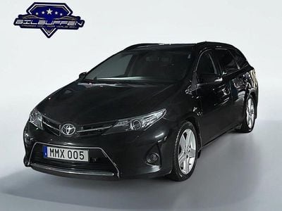 Svart Begagnad 2014 Toyota Auris Edition Kombi | 89 900 kr (Superpris)