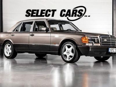 Ljusbrun Begagnad 1988 Mercedes 560 Sedan | 229 900 kr